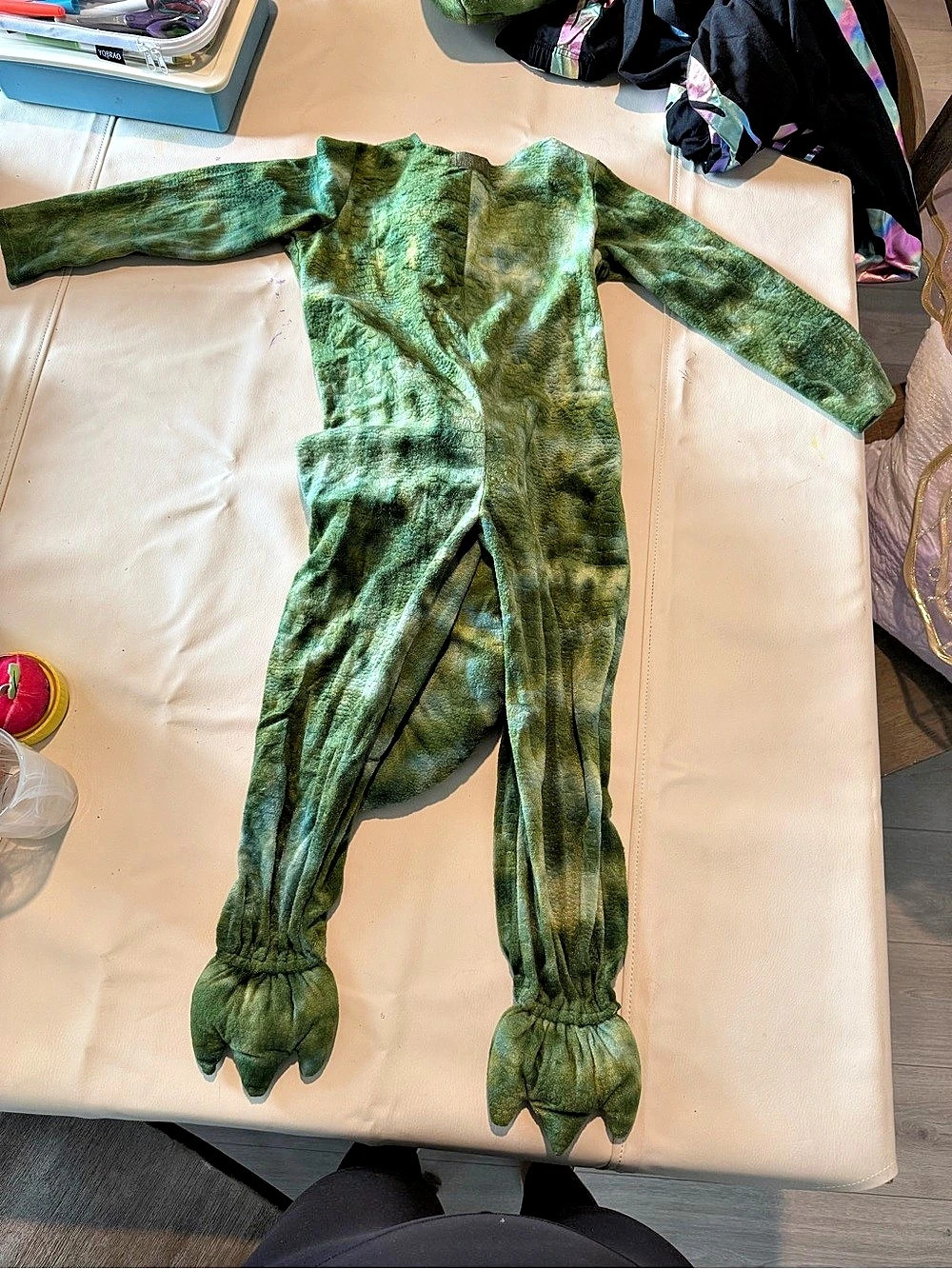 Pottery Barn Kids Light-Up T-Rex Halloween Costume Green & Blue Baby 46